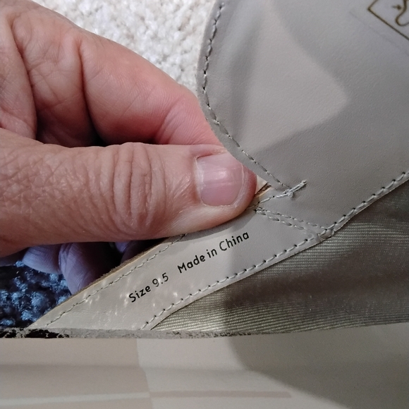 Dolce Vita Crackled Silver Mules - Picture 4 of 4